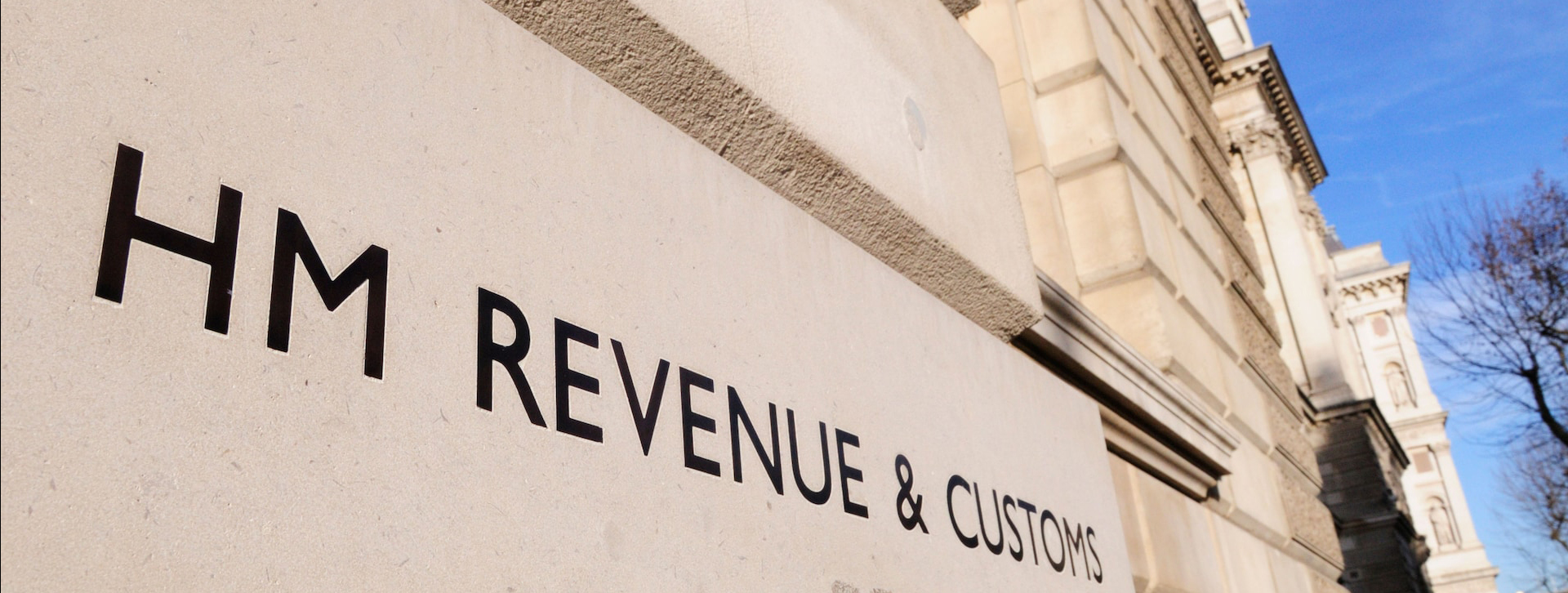 90095468_CBC7A1_HM_Revenue_and_Customs_Whitehall_London_England_UK